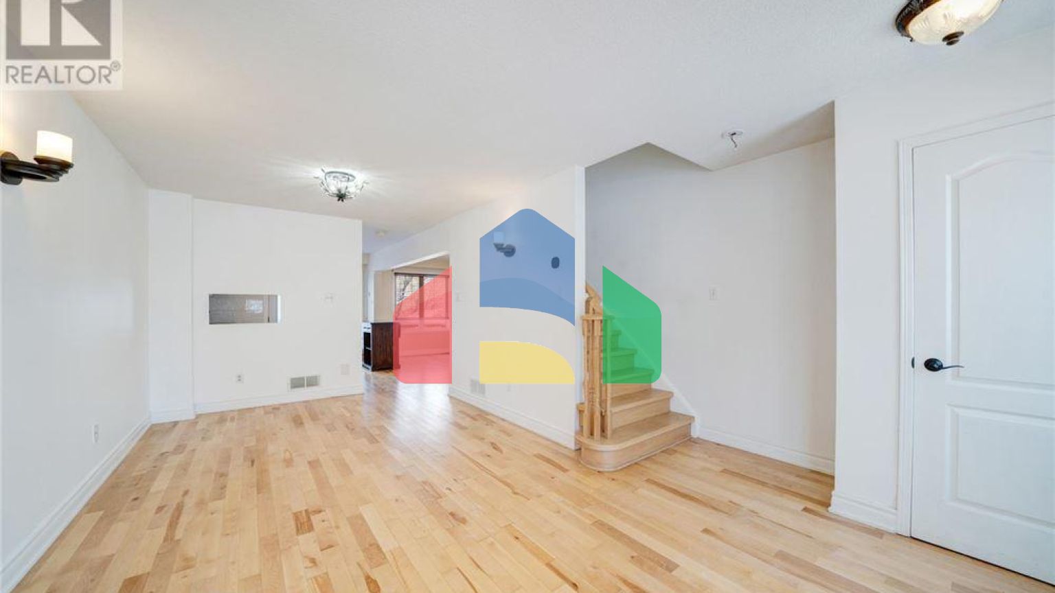 Residential - Single Family Home - Richmond Hill, Canada - Canada