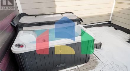 Residential - Single Family Home - Richmond Hill, Canada - Canada