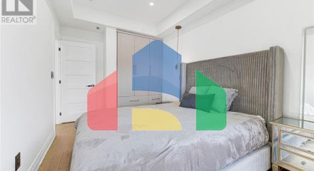 Residential - Single Family Home - Richmond Hill, Canada - Canada