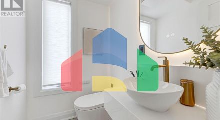 Residential - Single Family Home - Richmond Hill, Canada - Canada