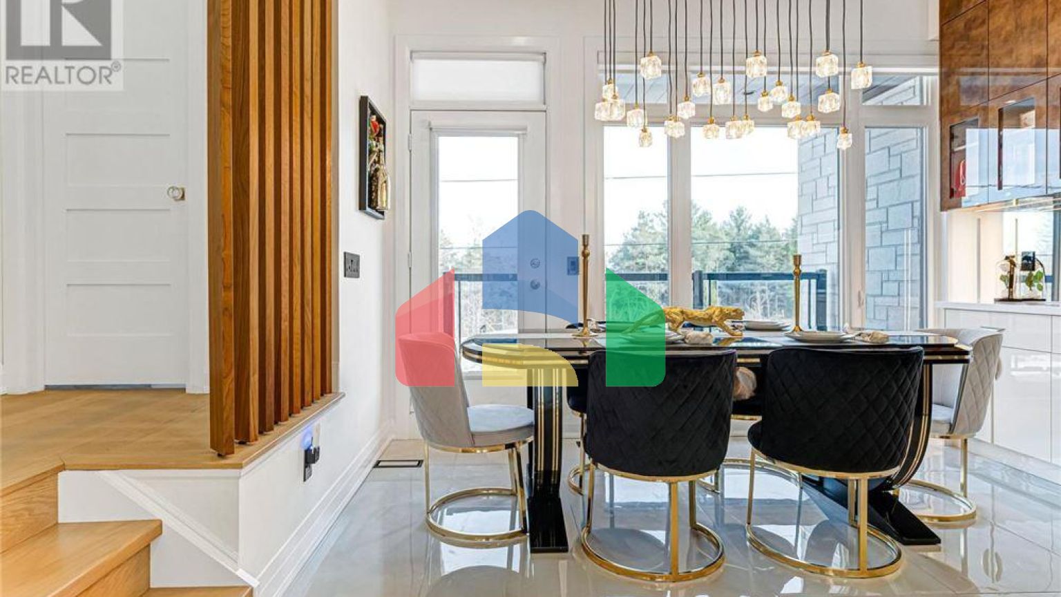 Residential - Single Family Home - Richmond Hill, Canada - Canada