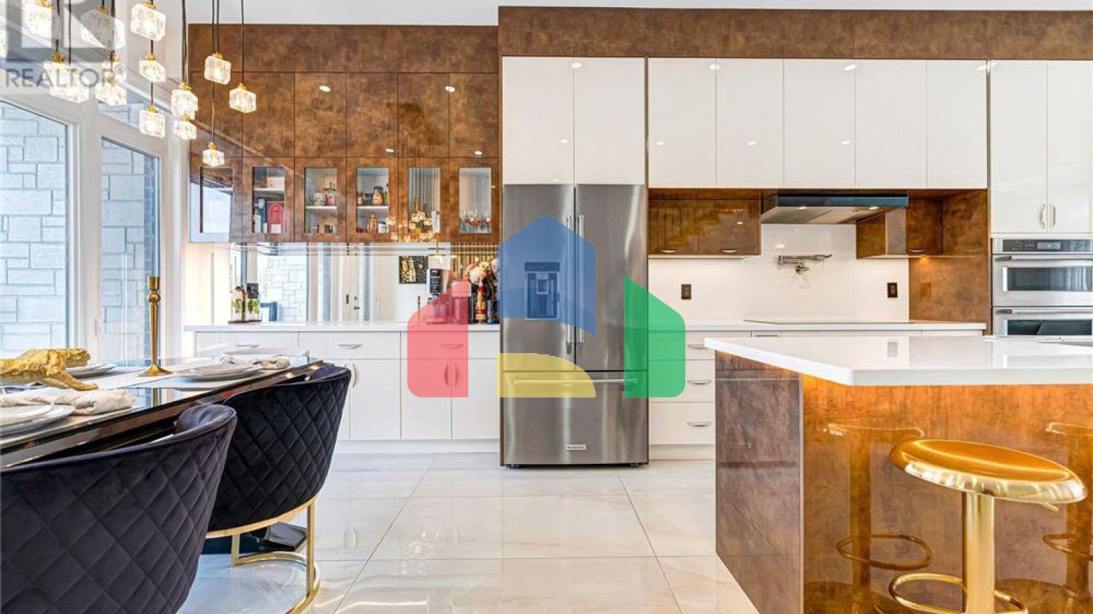 Residential - Single Family Home - Richmond Hill, Canada - Canada