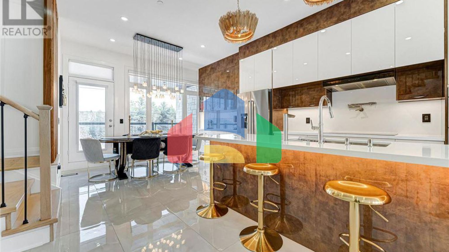 Residential - Single Family Home - Richmond Hill, Canada - Canada