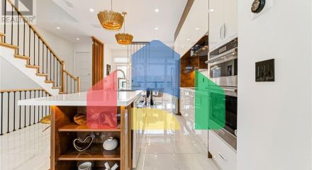 Residential - Single Family Home - Richmond Hill, Canada - Canada