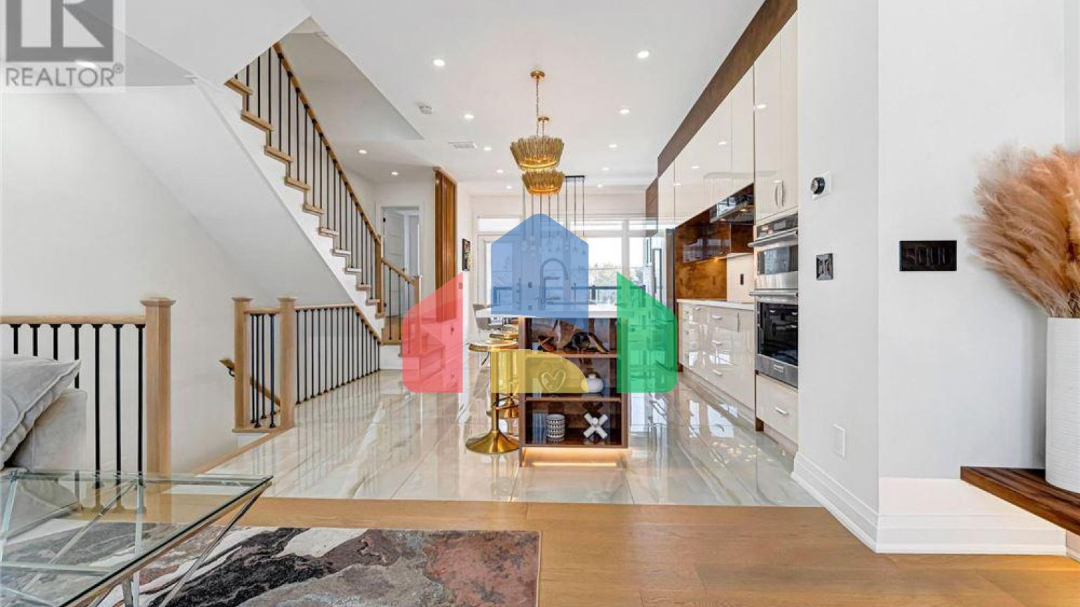 Residential - Single Family Home - Richmond Hill, Canada - Canada