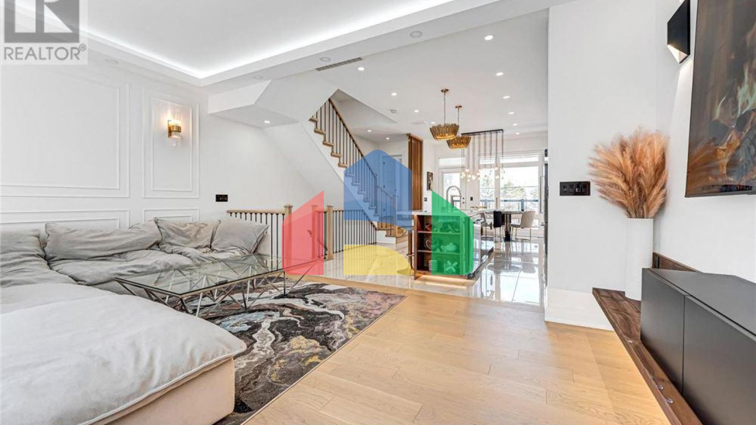 Residential - Single Family Home - Richmond Hill, Canada - Canada