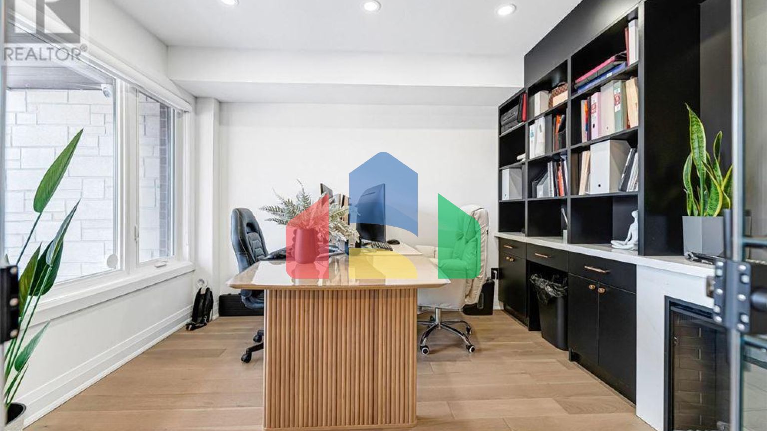 Residential - Single Family Home - Richmond Hill, Canada - Canada