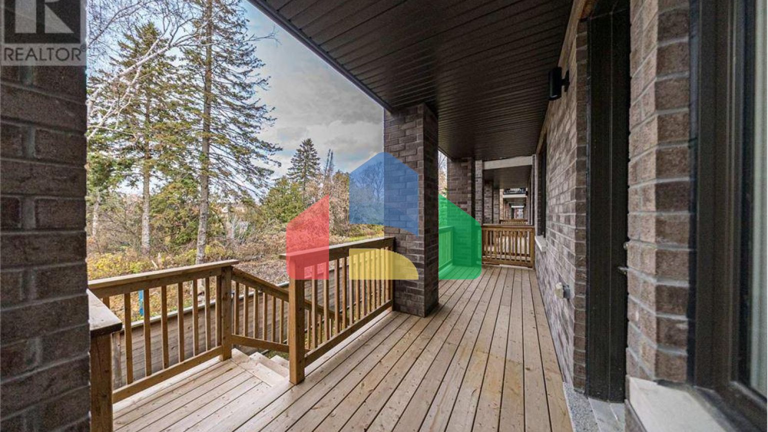 Residential - Single Family Home - Richmond Hill, Canada - Canada