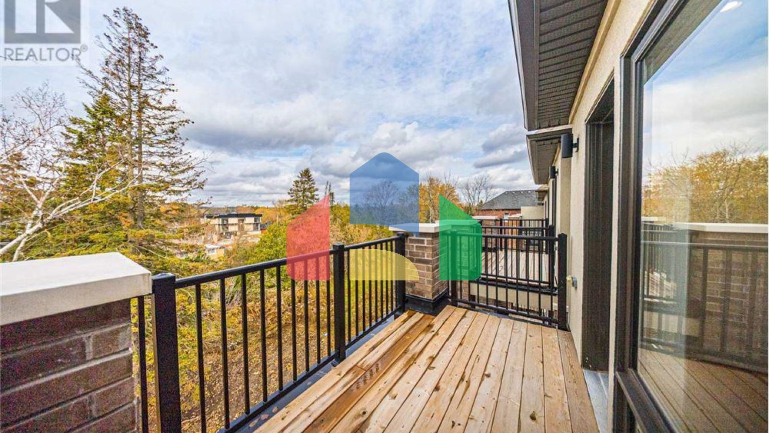 Residential - Single Family Home - Richmond Hill, Canada - Canada