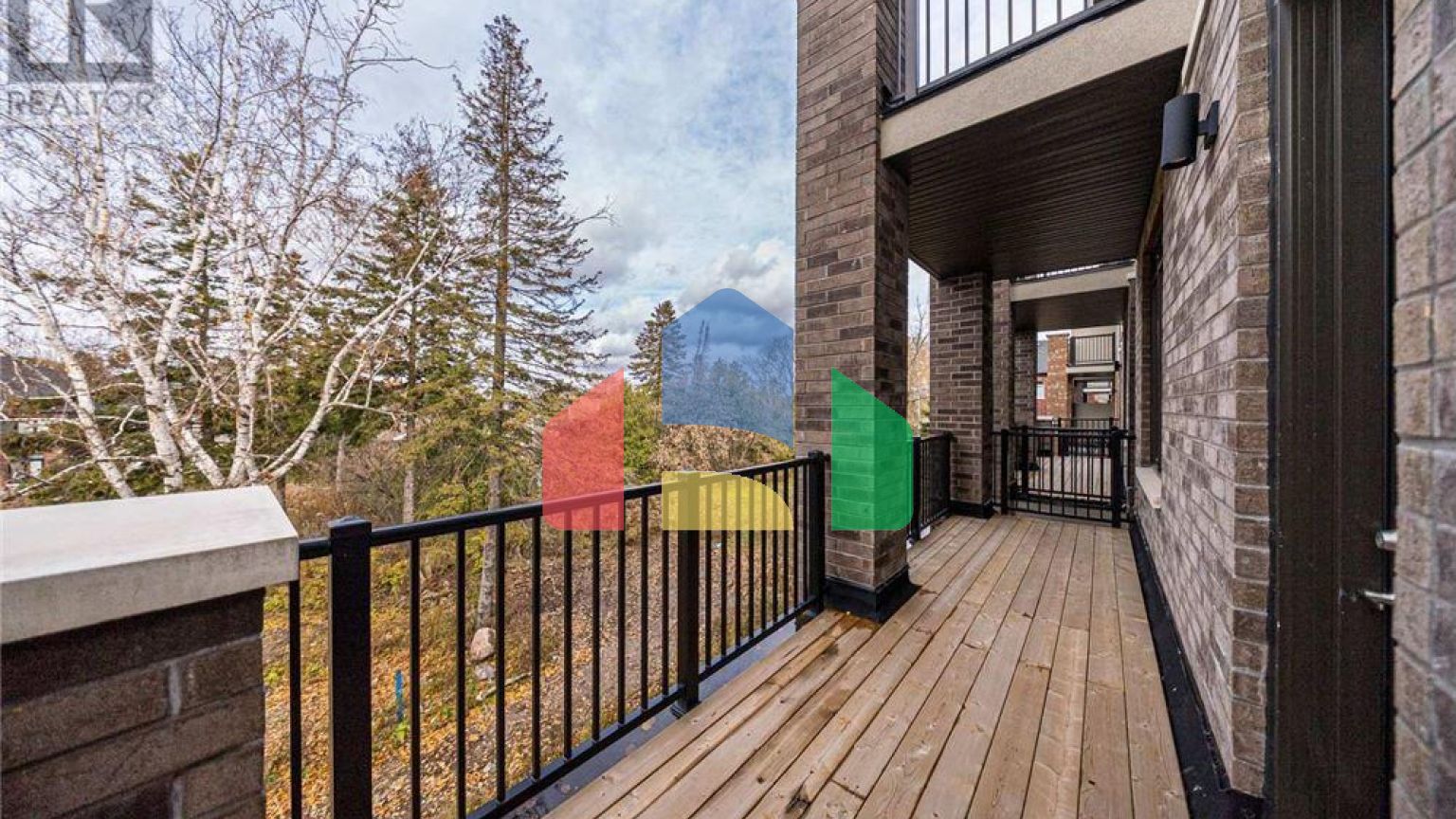 Residential - Single Family Home - Richmond Hill, Canada - Canada