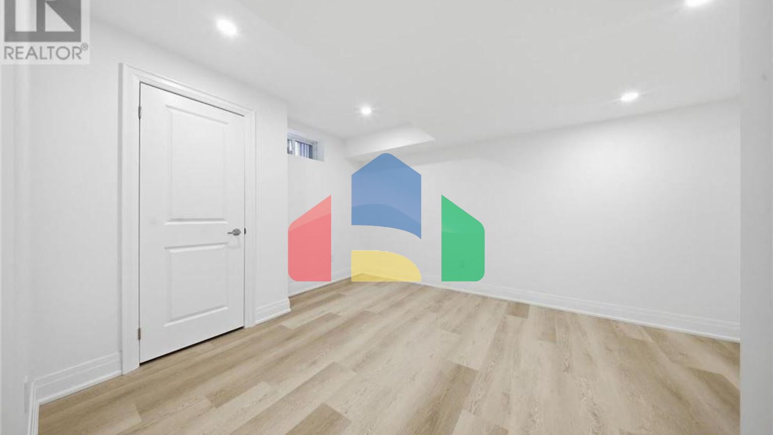 Residential - Single Family Home - Richmond Hill, Canada - Canada