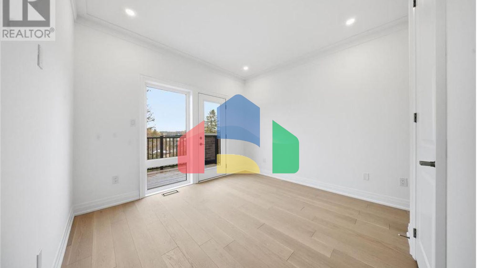 Residential - Single Family Home - Richmond Hill, Canada - Canada