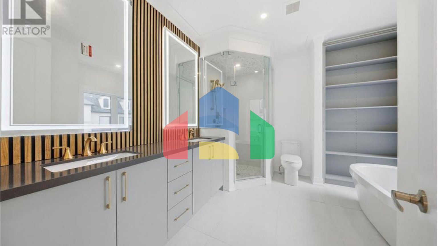 Residential - Single Family Home - Richmond Hill, Canada - Canada