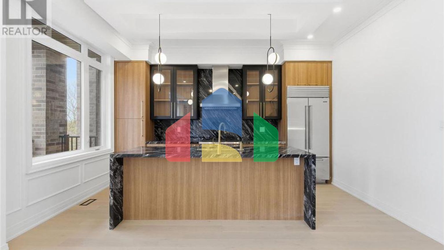 Residential - Single Family Home - Richmond Hill, Canada - Canada