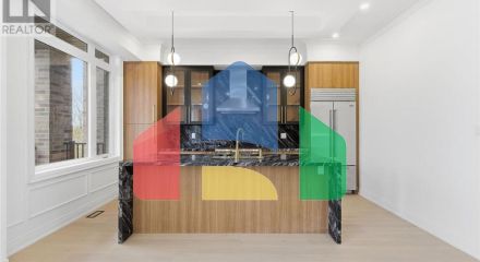 Residential - Single Family Home - Richmond Hill, Canada - Canada