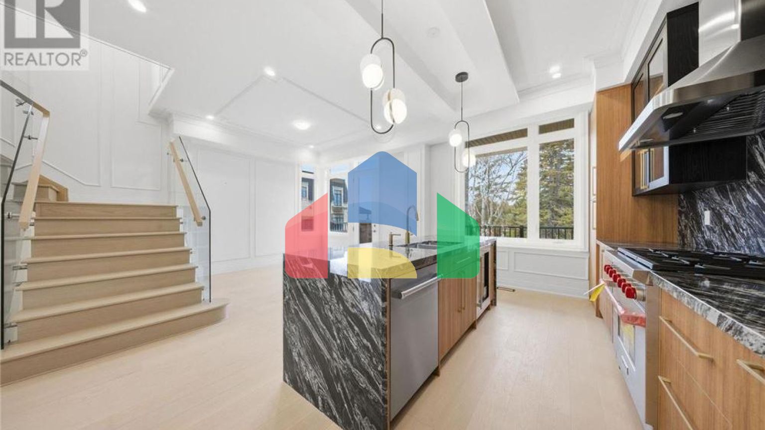 Residential - Single Family Home - Richmond Hill, Canada - Canada