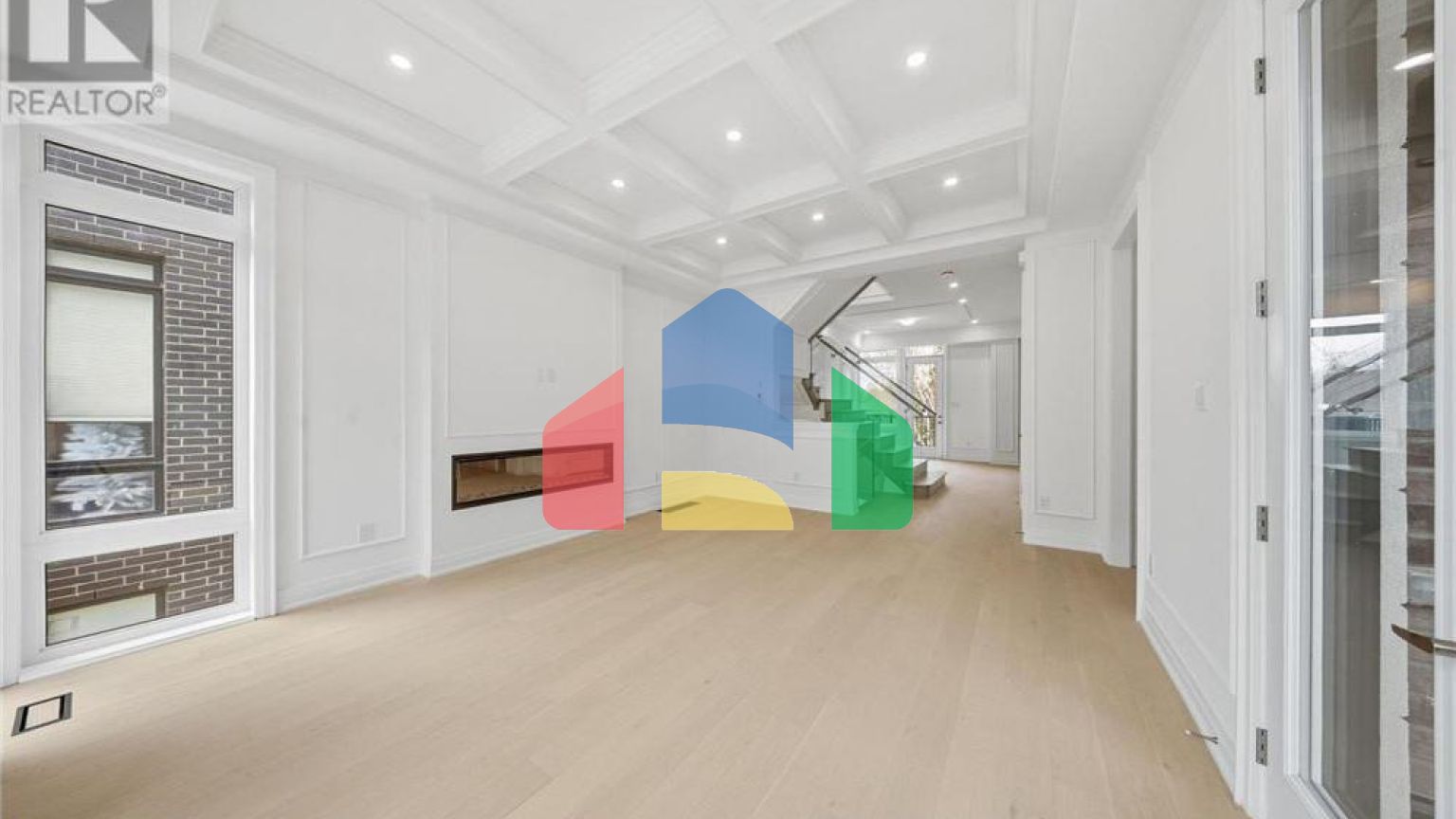 Residential - Single Family Home - Richmond Hill, Canada - Canada