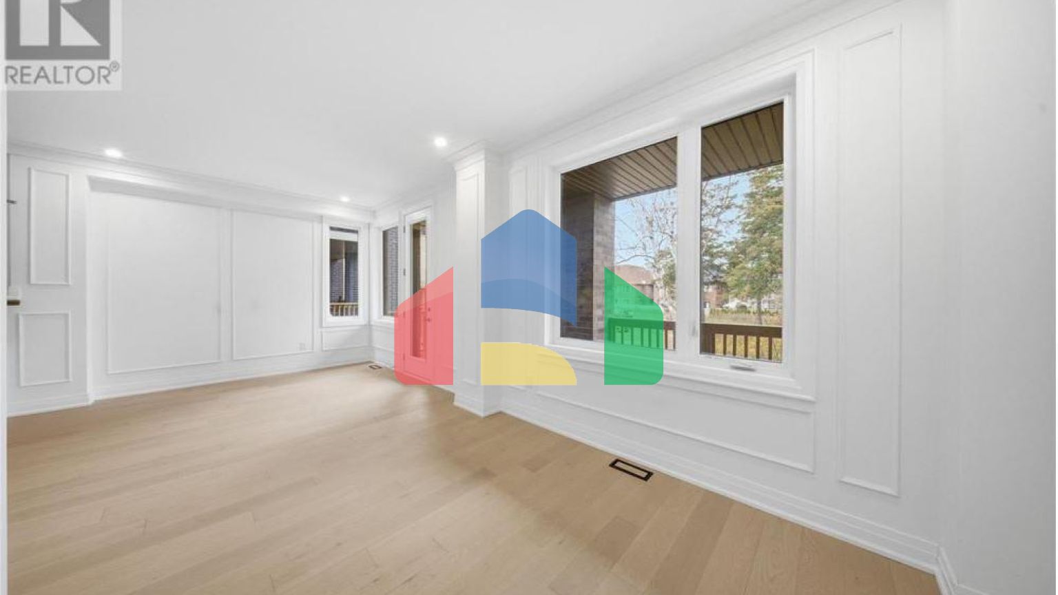 Residential - Single Family Home - Richmond Hill, Canada - Canada