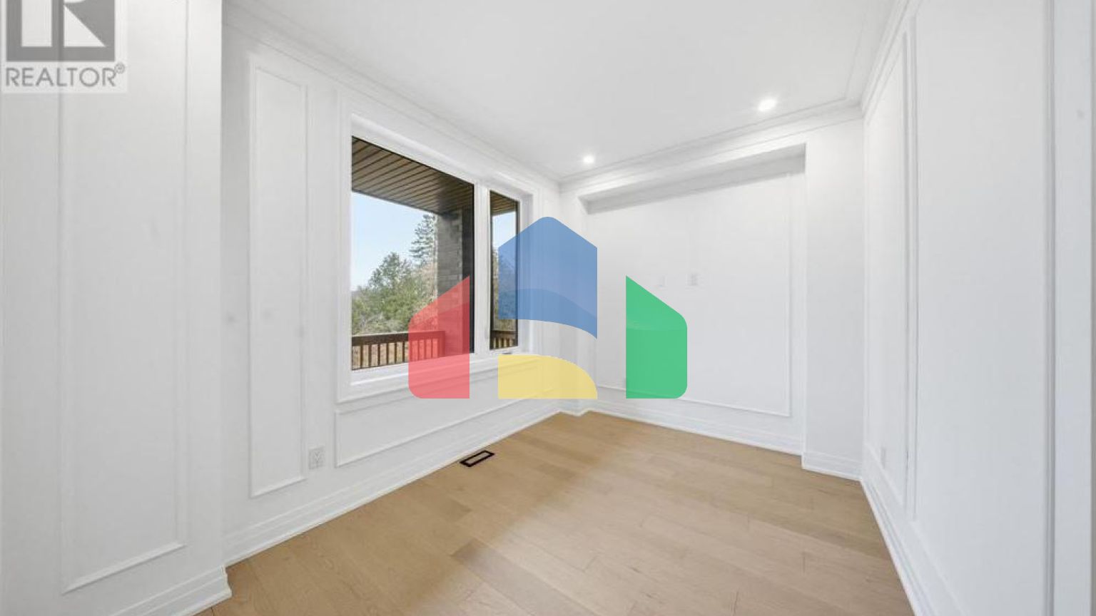 Residential - Single Family Home - Richmond Hill, Canada - Canada