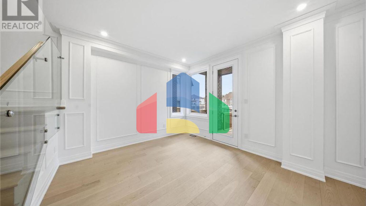 Residential - Single Family Home - Richmond Hill, Canada - Canada