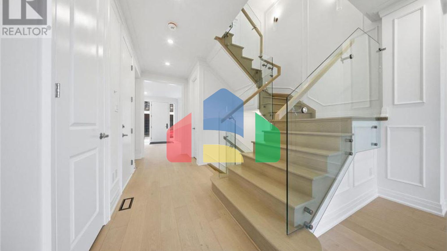 Residential - Single Family Home - Richmond Hill, Canada - Canada