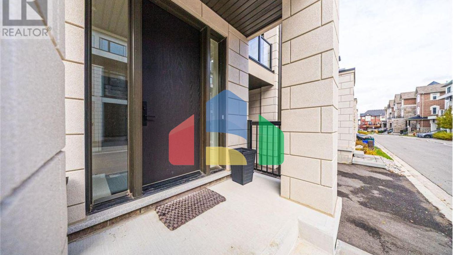 Residential - Single Family Home - Richmond Hill, Canada - Canada