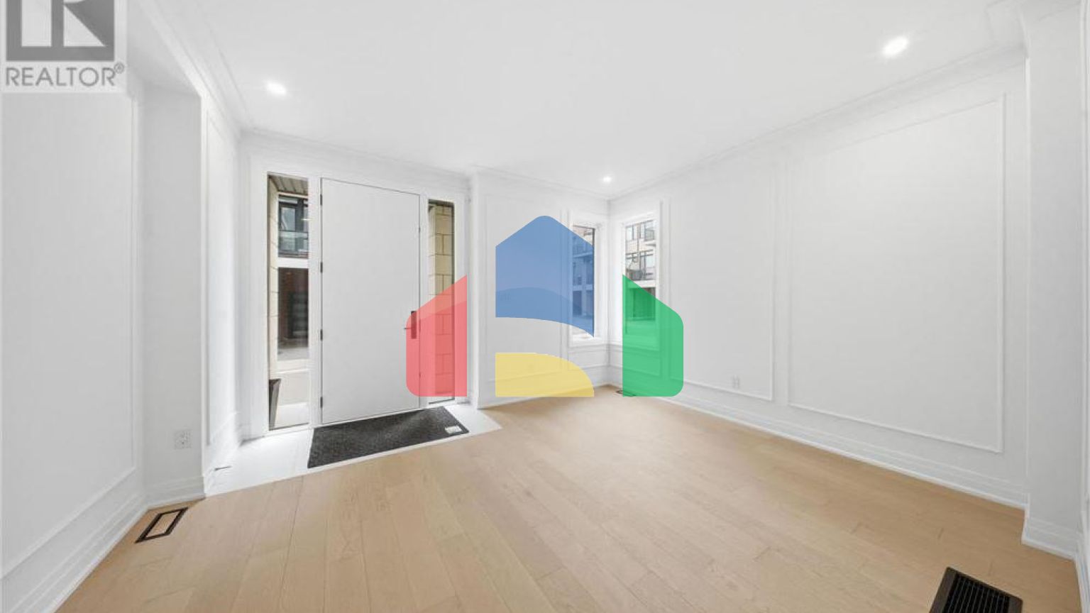 Residential - Single Family Home - Richmond Hill, Canada - Canada