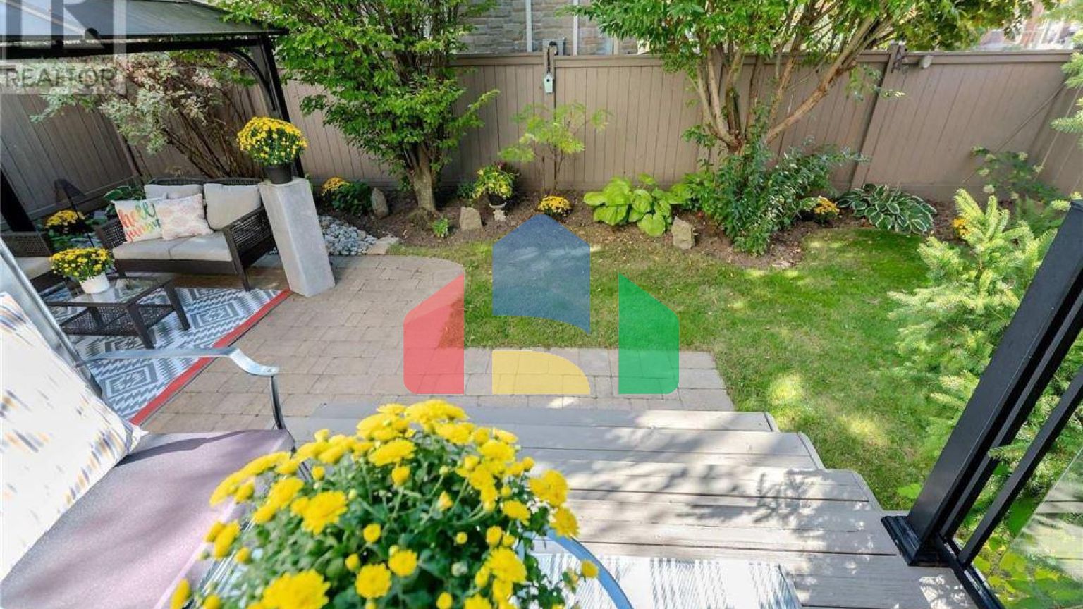 Residential - Single Family Home - Richmond Hill, Canada - Canada