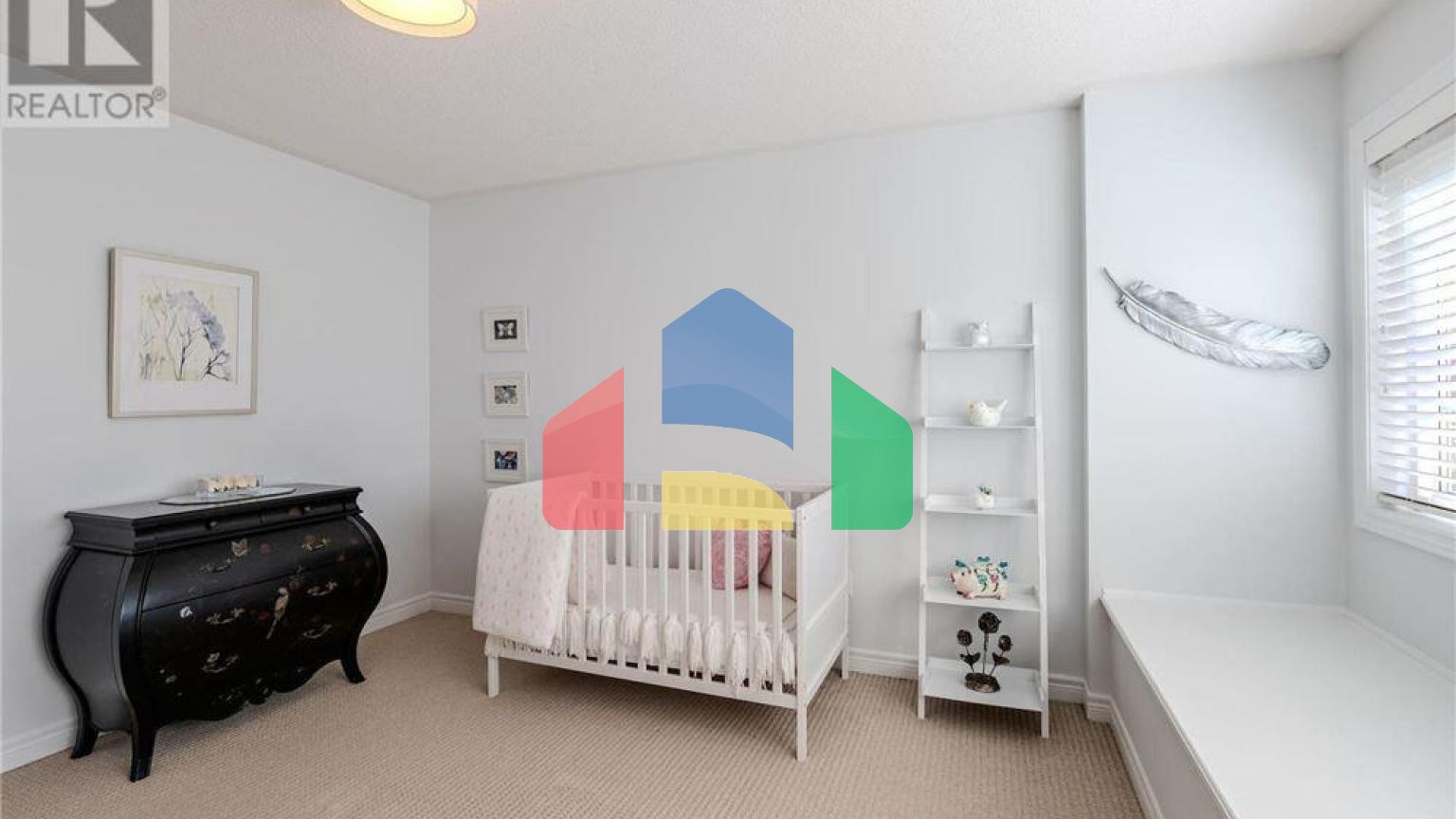 Residential - Single Family Home - Richmond Hill, Canada - Canada