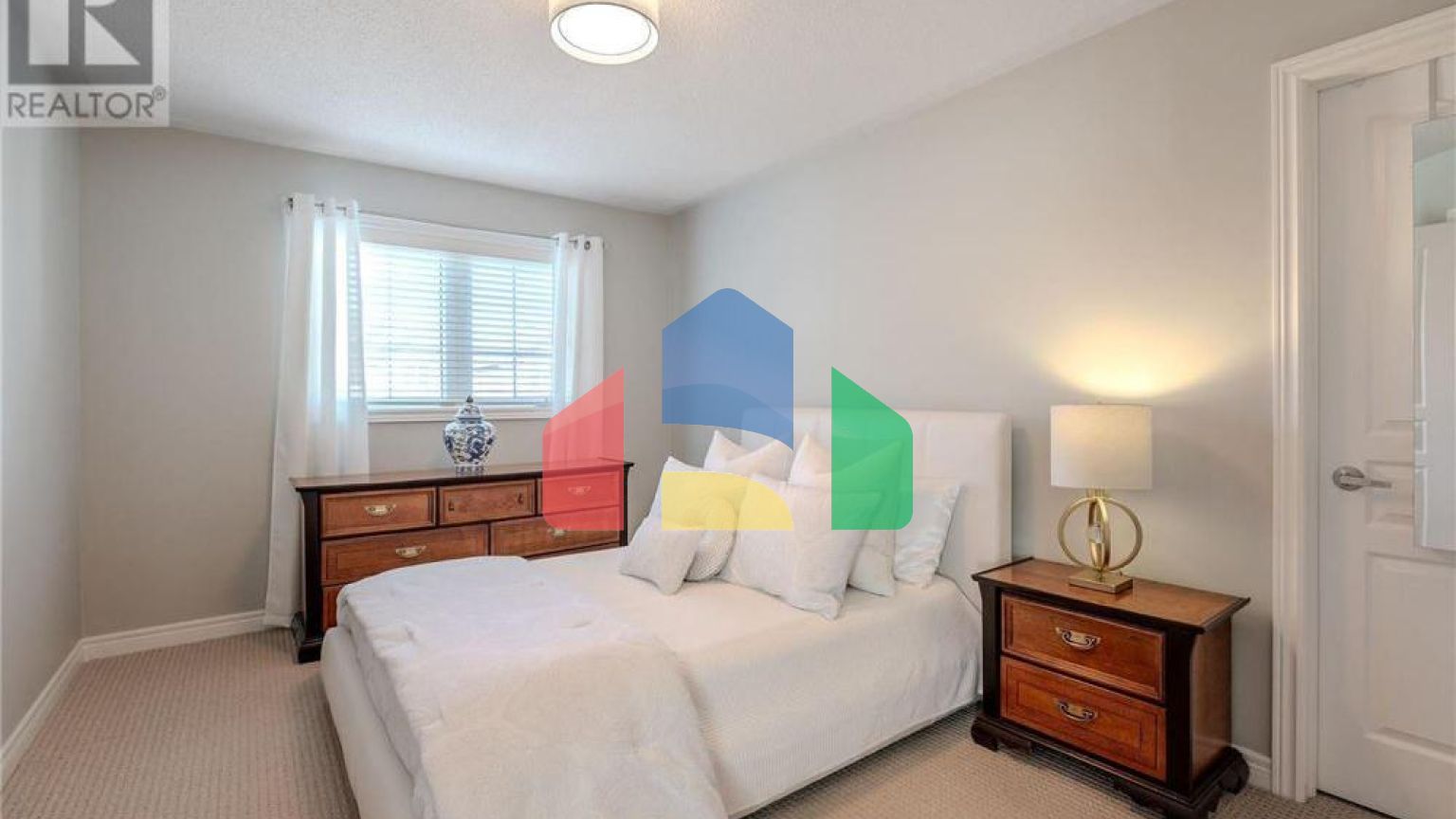 Residential - Single Family Home - Richmond Hill, Canada - Canada