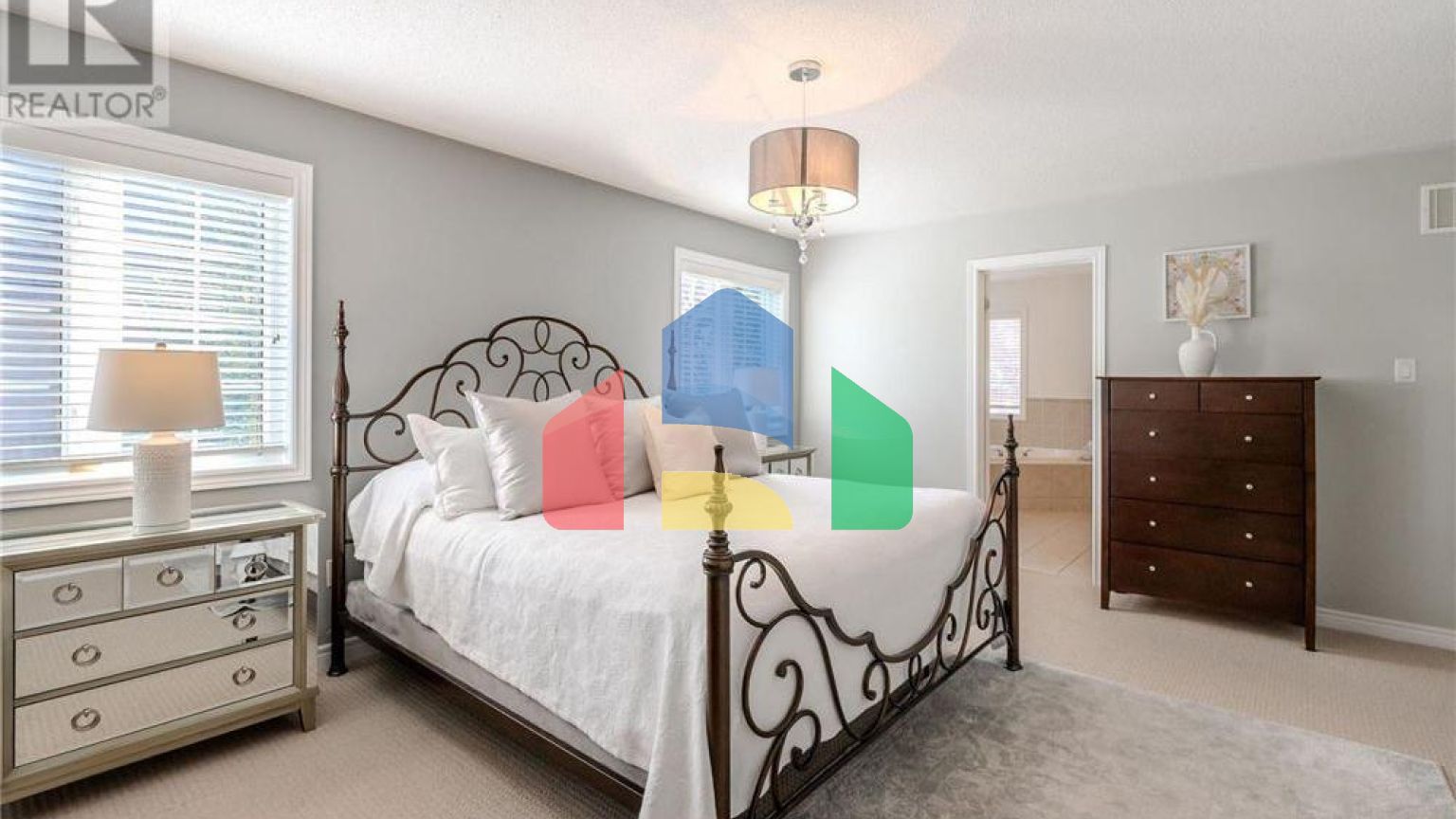 Residential - Single Family Home - Richmond Hill, Canada - Canada