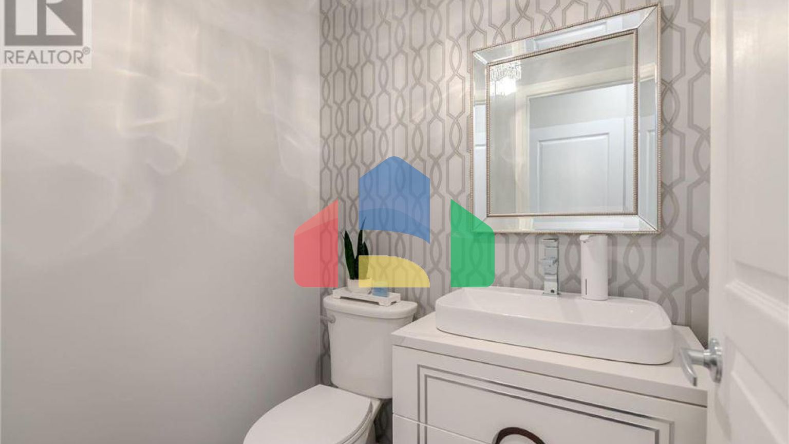 Residential - Single Family Home - Richmond Hill, Canada - Canada