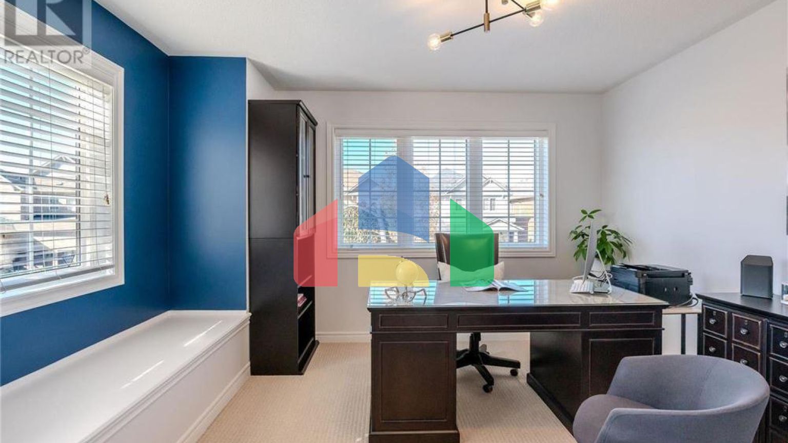 Residential - Single Family Home - Richmond Hill, Canada - Canada