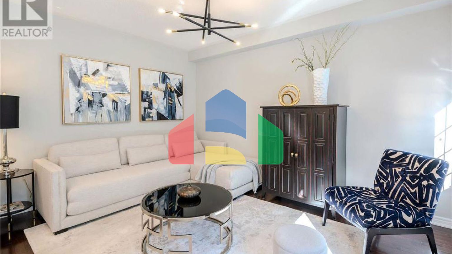 Residential - Single Family Home - Richmond Hill, Canada - Canada