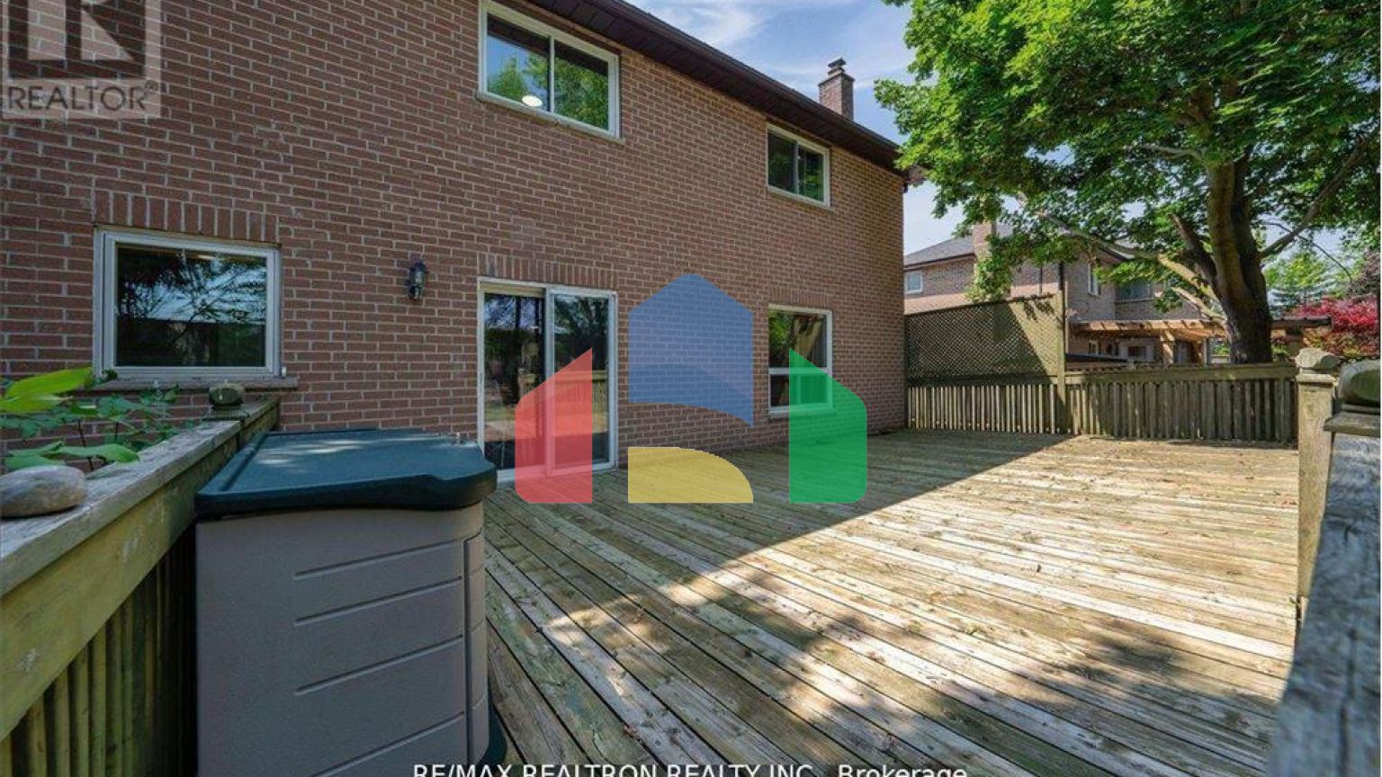 Residential - Single Family Home - Richmond Hill, Canada - Canada