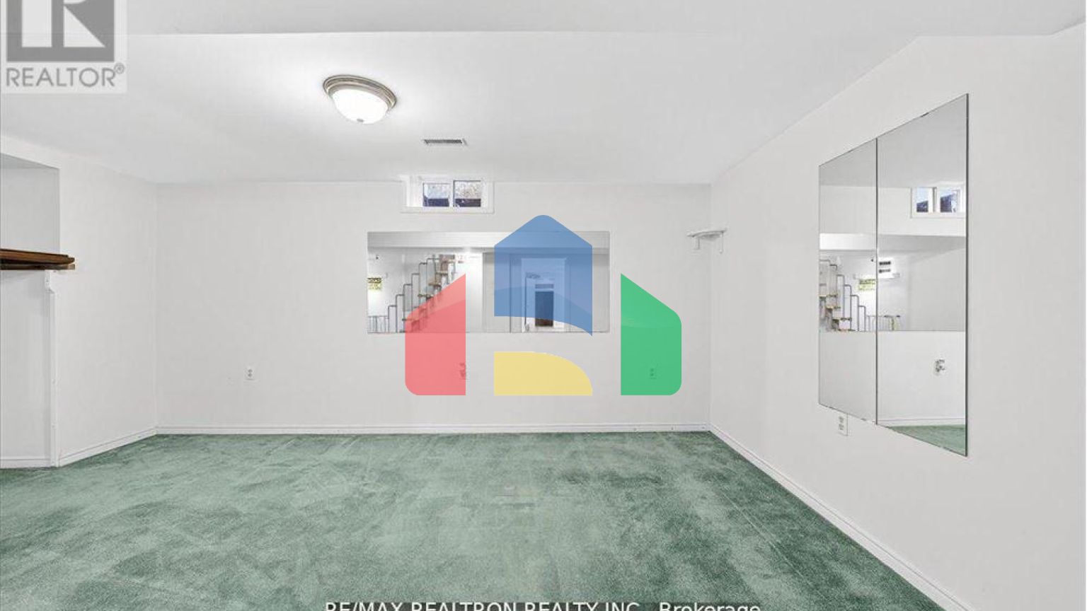 Residential - Single Family Home - Richmond Hill, Canada - Canada