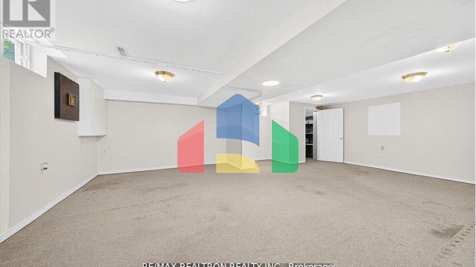 Residential - Single Family Home - Richmond Hill, Canada - Canada