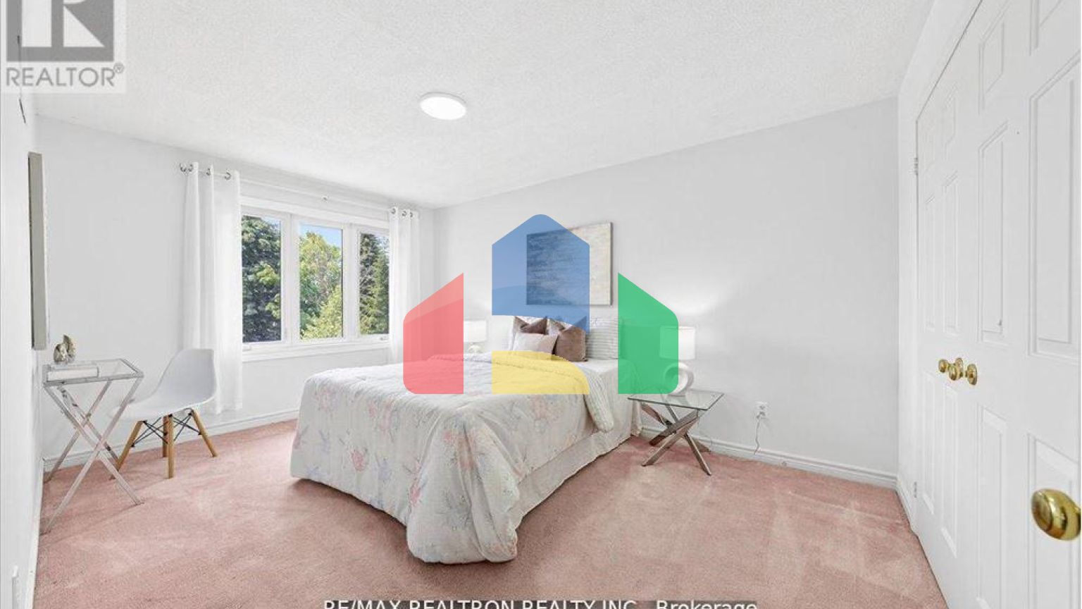 Residential - Single Family Home - Richmond Hill, Canada - Canada