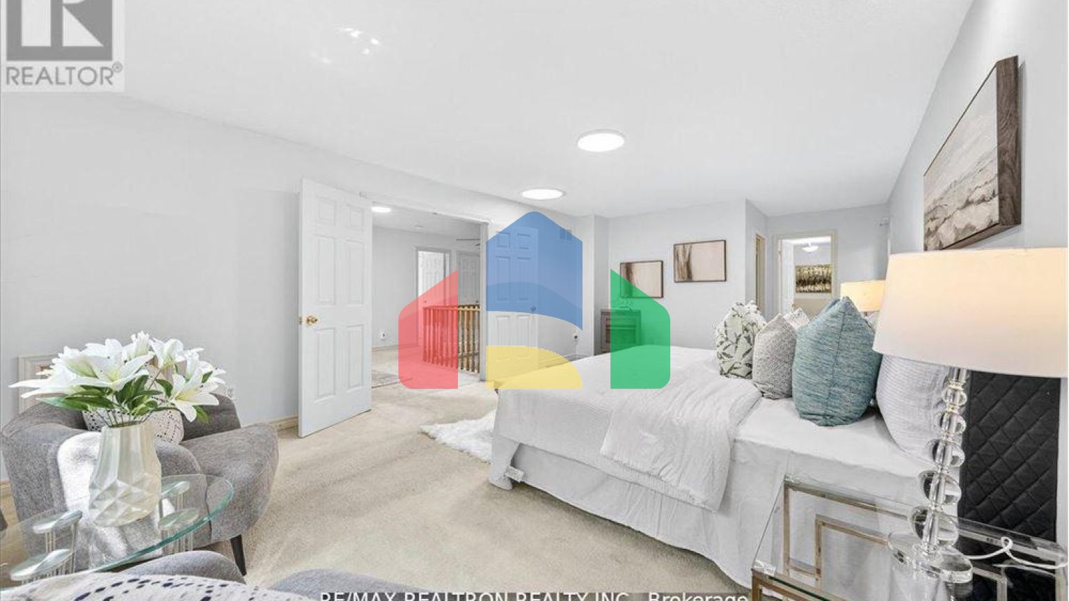 Residential - Single Family Home - Richmond Hill, Canada - Canada