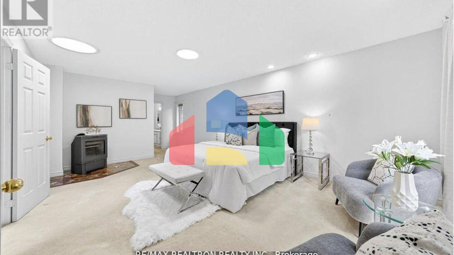 Residential - Single Family Home - Richmond Hill, Canada - Canada