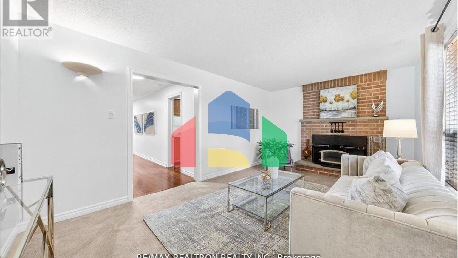 Residential - Single Family Home - Richmond Hill, Canada - Canada