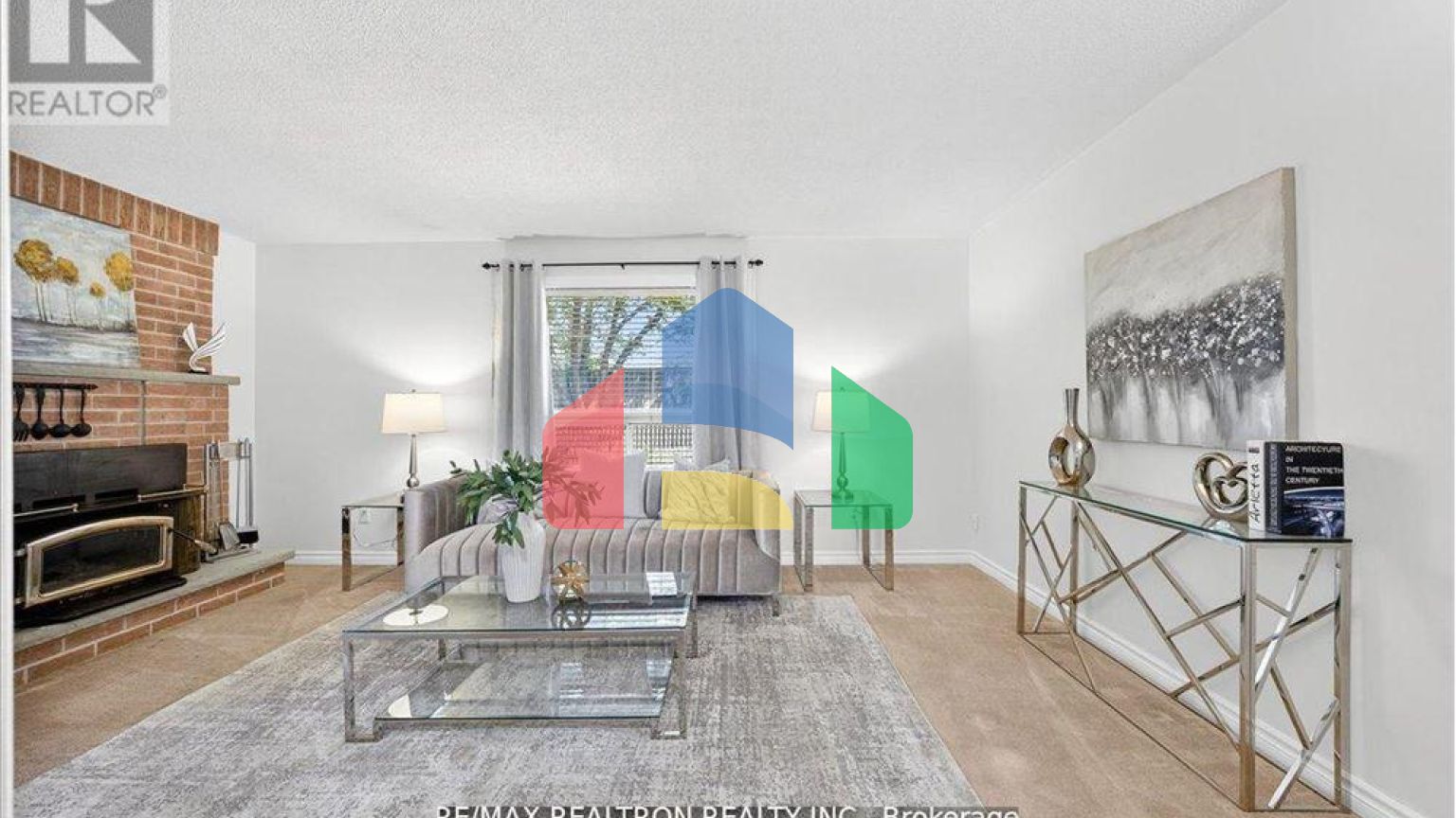 Residential - Single Family Home - Richmond Hill, Canada - Canada