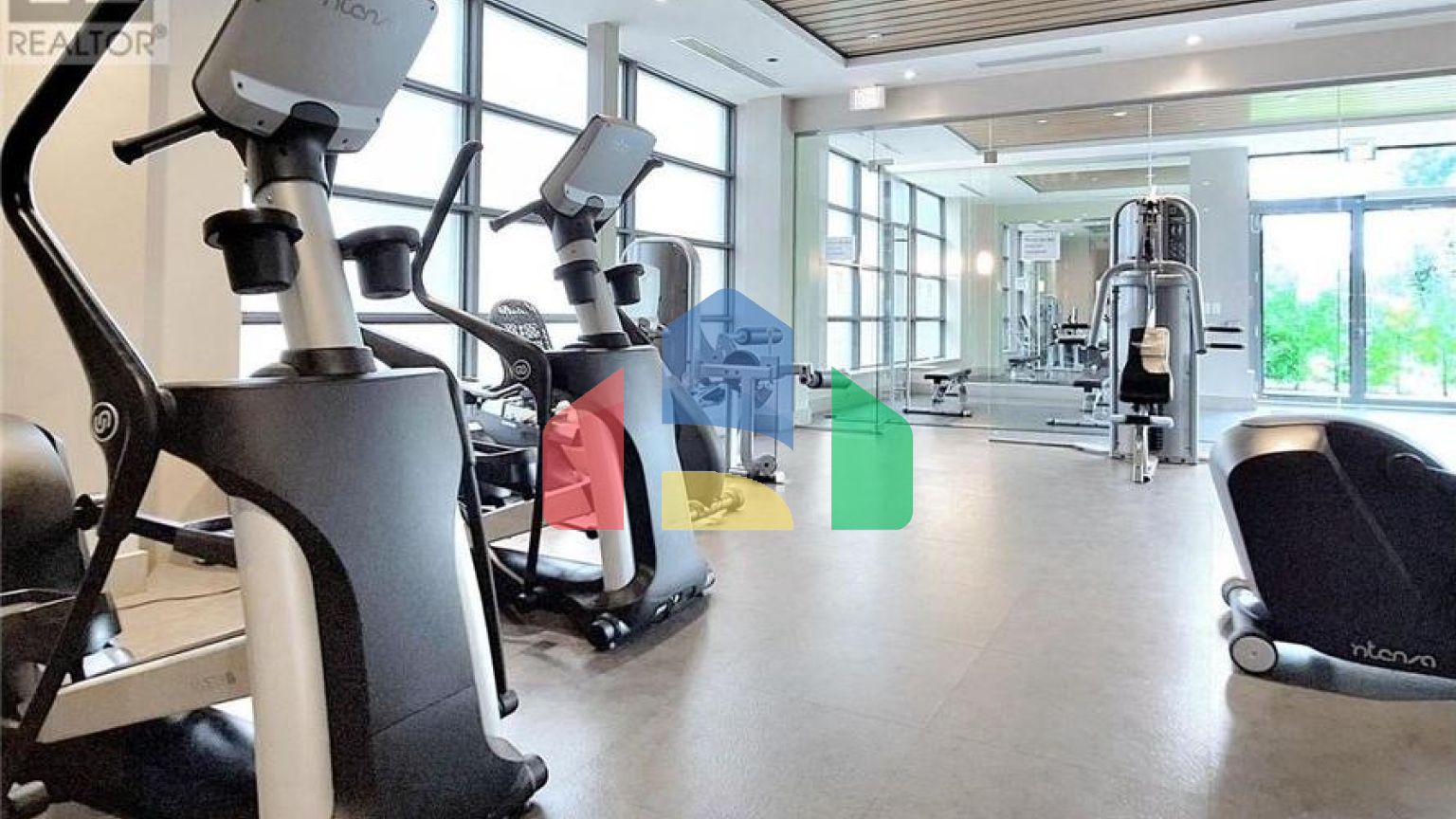 Residential - Condo/Apartment - Richmond Hill, Canada - Canada