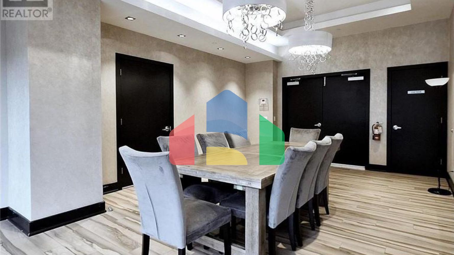 Residential - Condo/Apartment - Richmond Hill, Canada - Canada