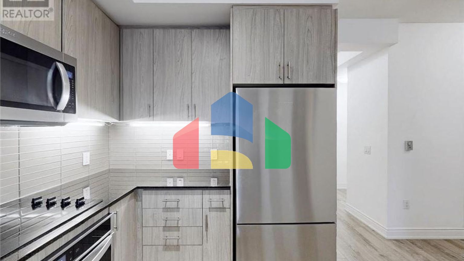 Residential - Condo/Apartment - Richmond Hill, Canada - Canada