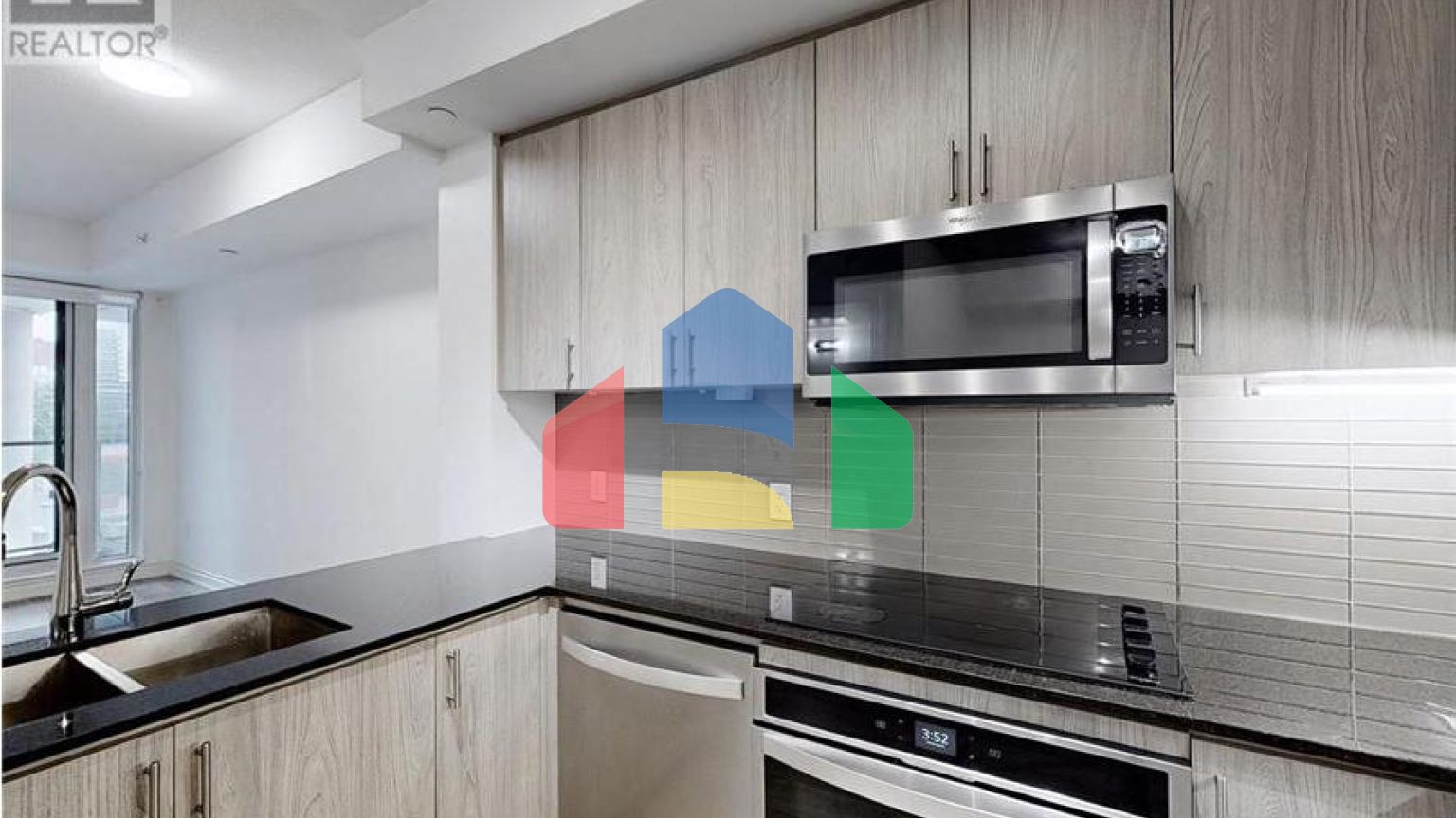 Residential - Condo/Apartment - Richmond Hill, Canada - Canada