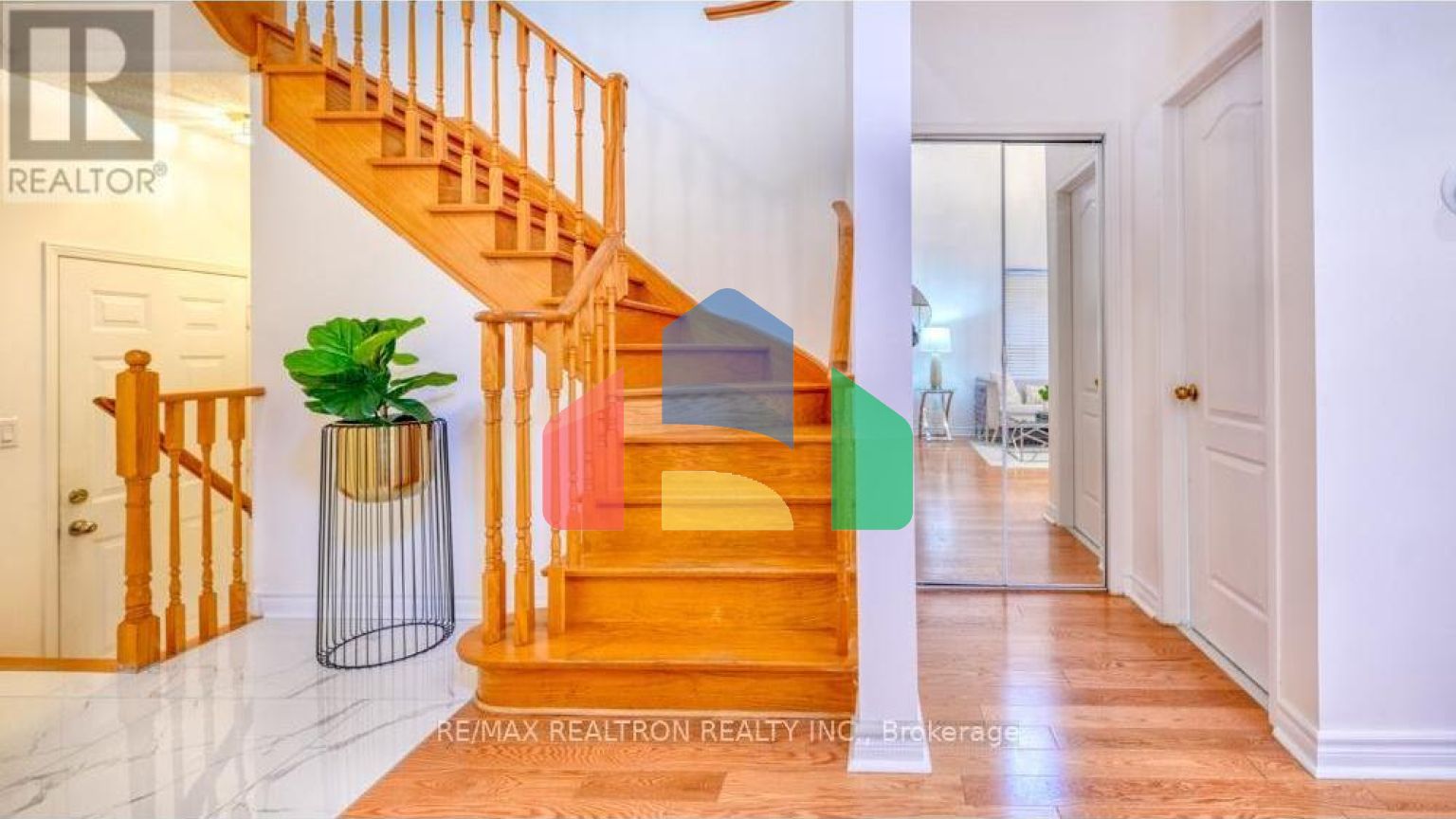 Residential - Single Family Home - Richmond Hill, Canada - Canada