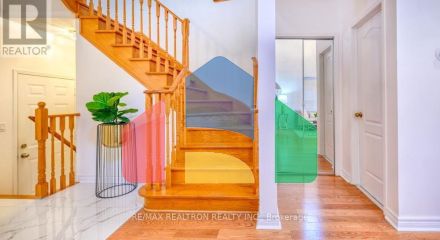 Residential - Single Family Home - Richmond Hill, Canada - Canada