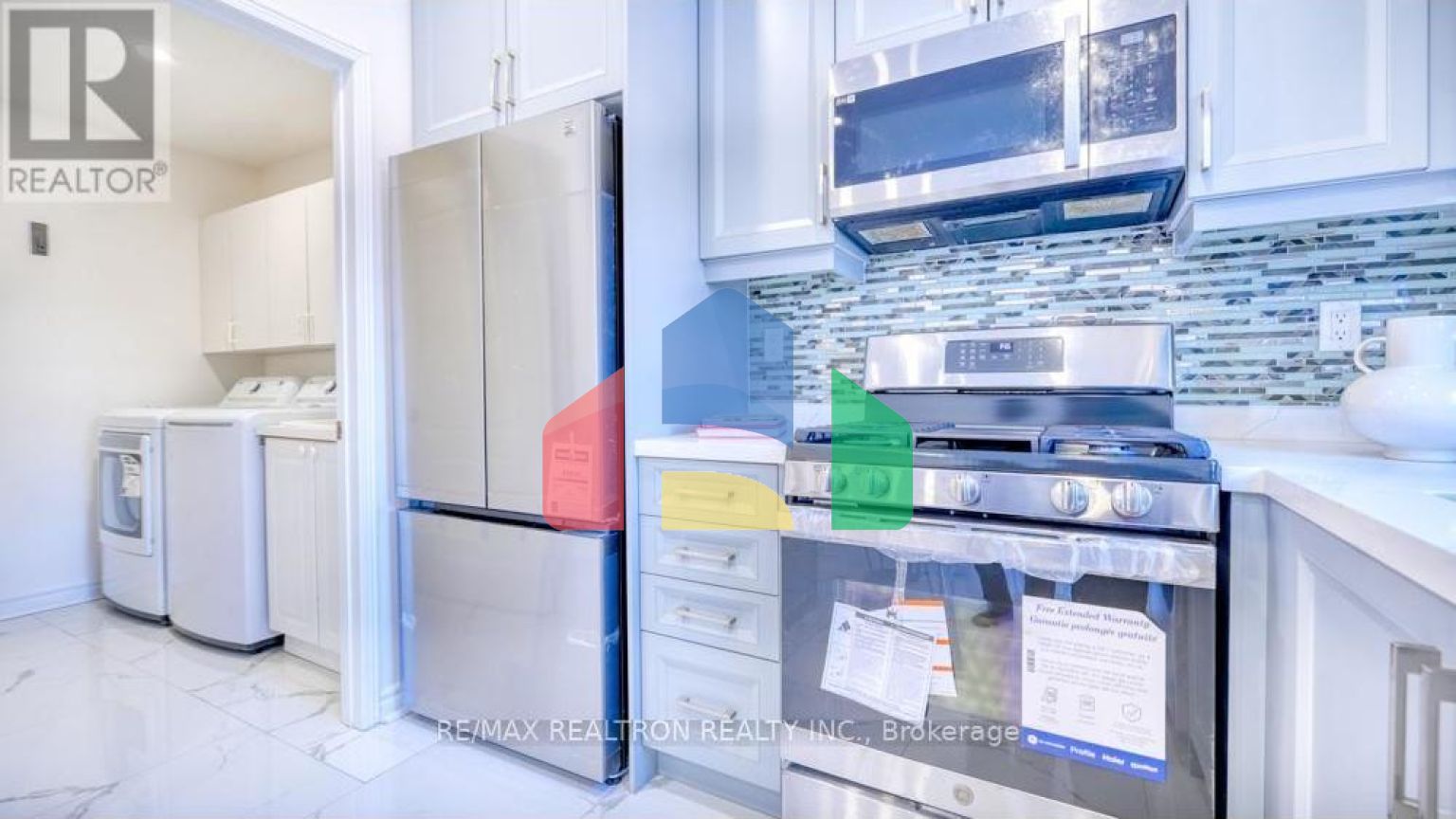 Residential - Single Family Home - Richmond Hill, Canada - Canada