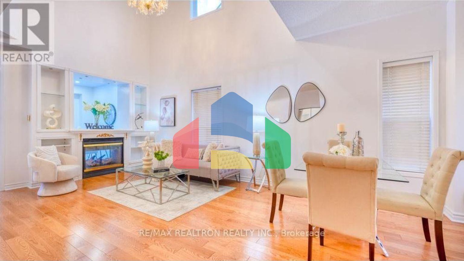 Residential - Single Family Home - Richmond Hill, Canada - Canada